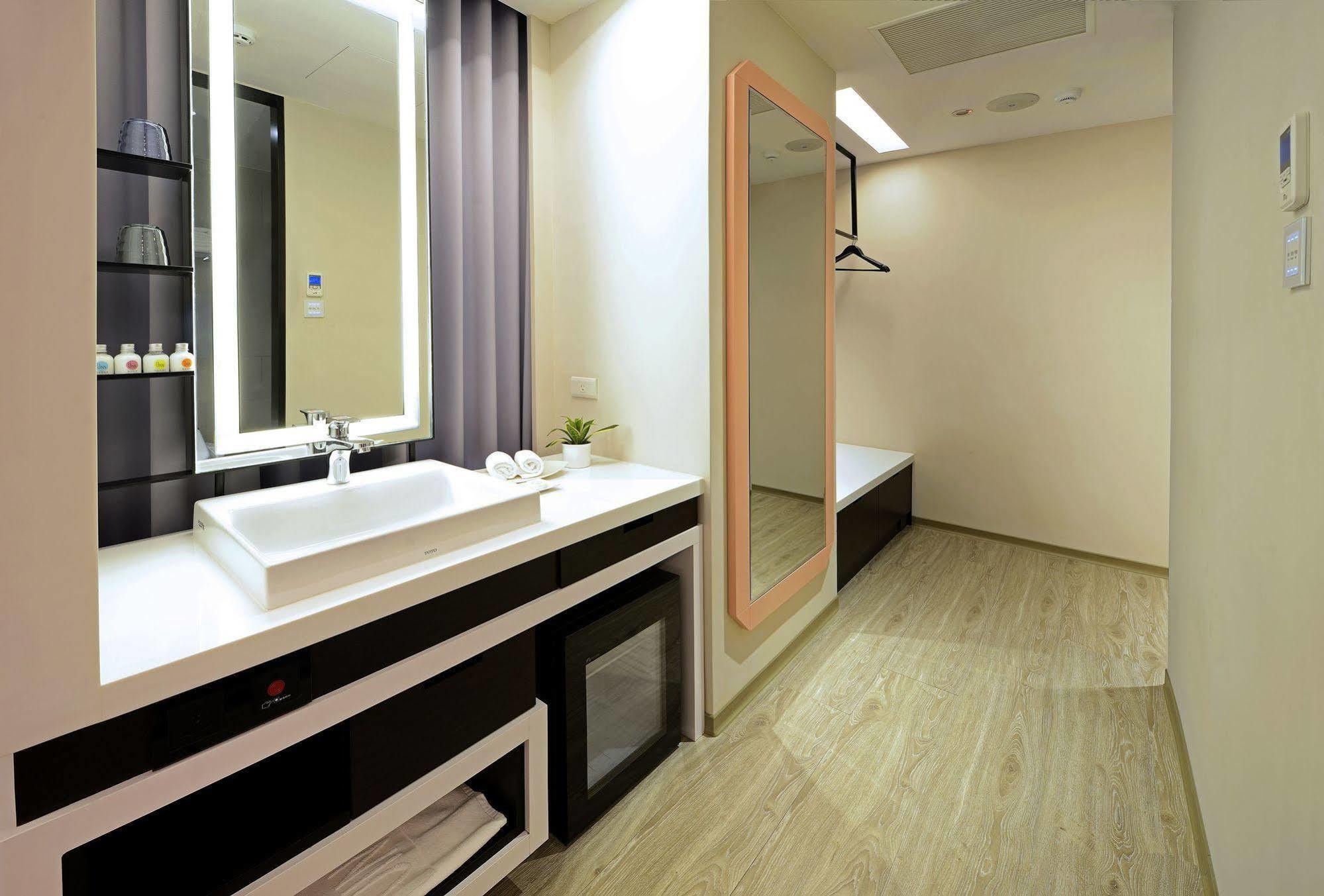 Uinn Business Hotel-Shihlin Taipei Eksteriør bilde