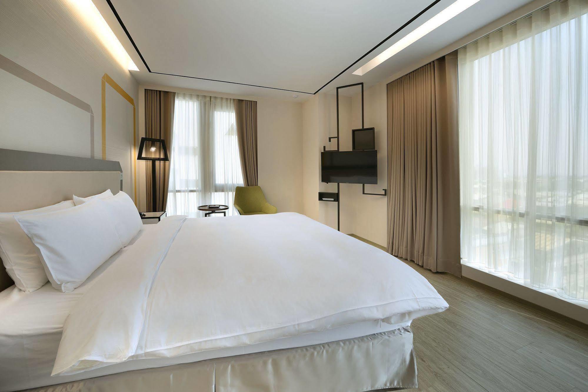 Uinn Business Hotel-Shihlin Taipei Eksteriør bilde